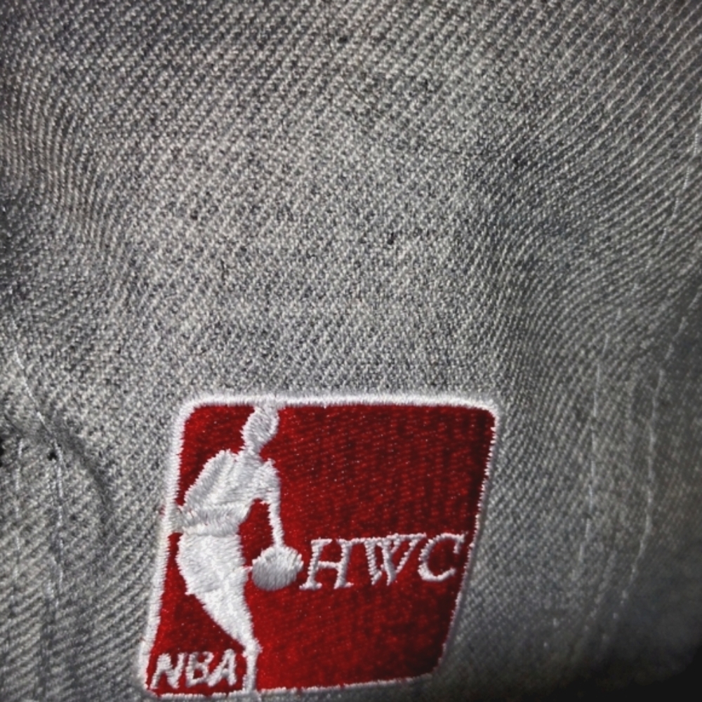 Charlotte Hornets NewEra 9Fifty SnapBack Hat Made by NBA Hardwood Classics M-L - Picture 12 of 12